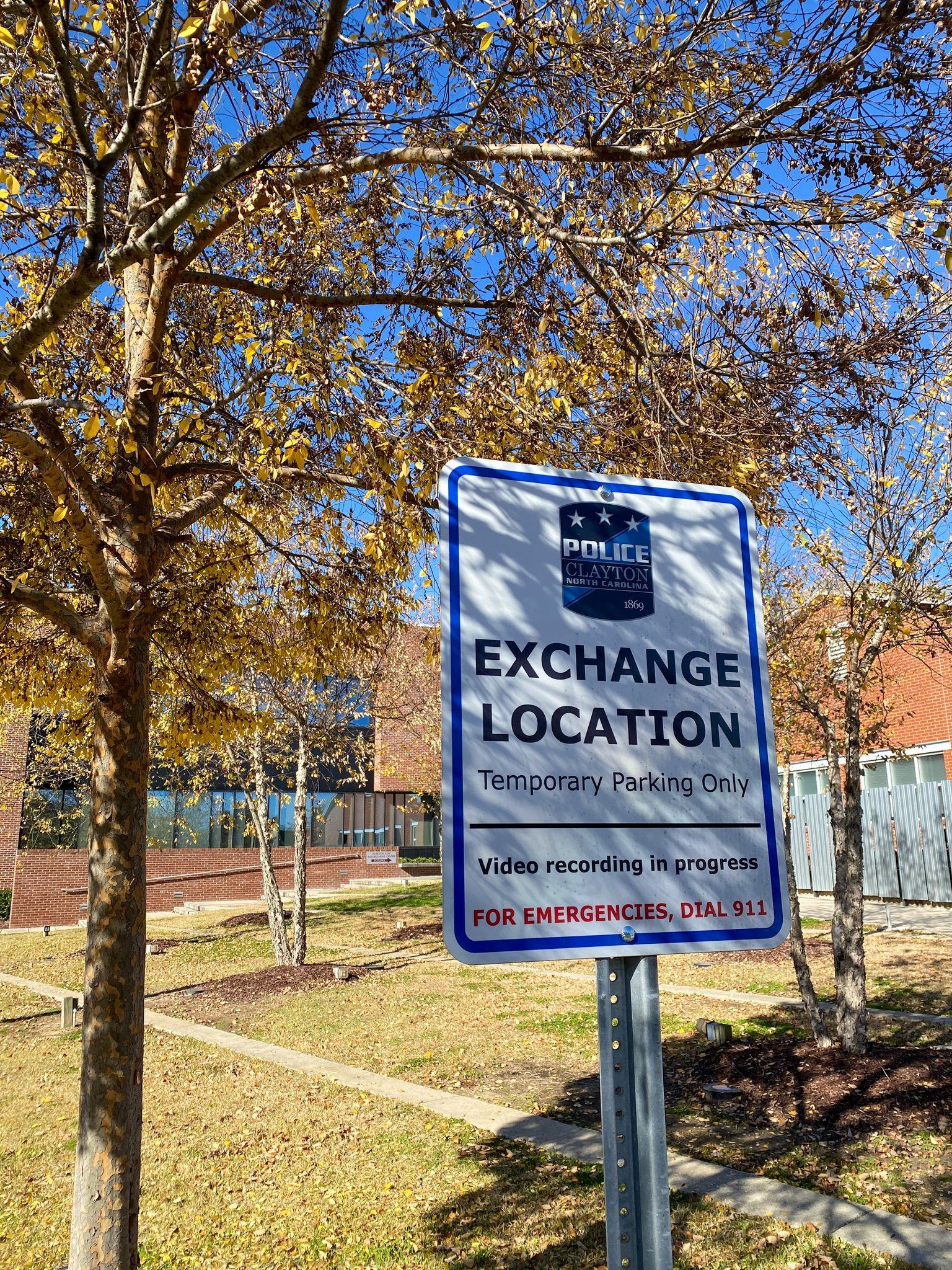 Sign designating Safe Exchange